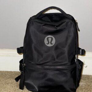 Lululemon New Crew Backpack 22L Trending Colours Black